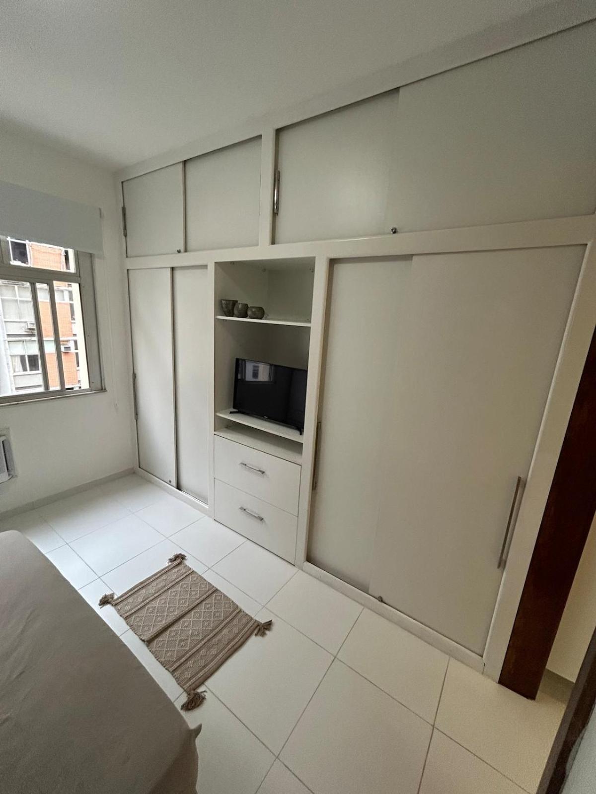 Apartamento Em Copacabana Copanema